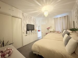 Photo 3- click for photo gallery